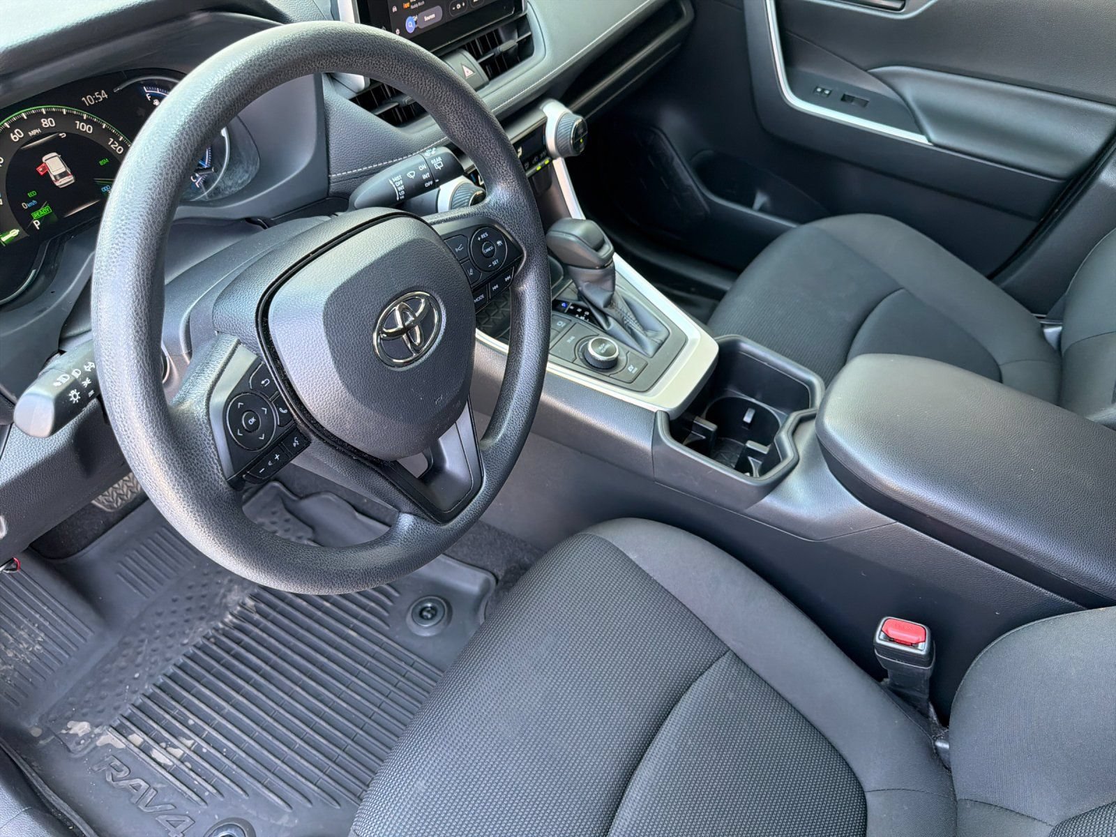 Used 2025 Toyota RAV4 LE AWD/4WD image 10
