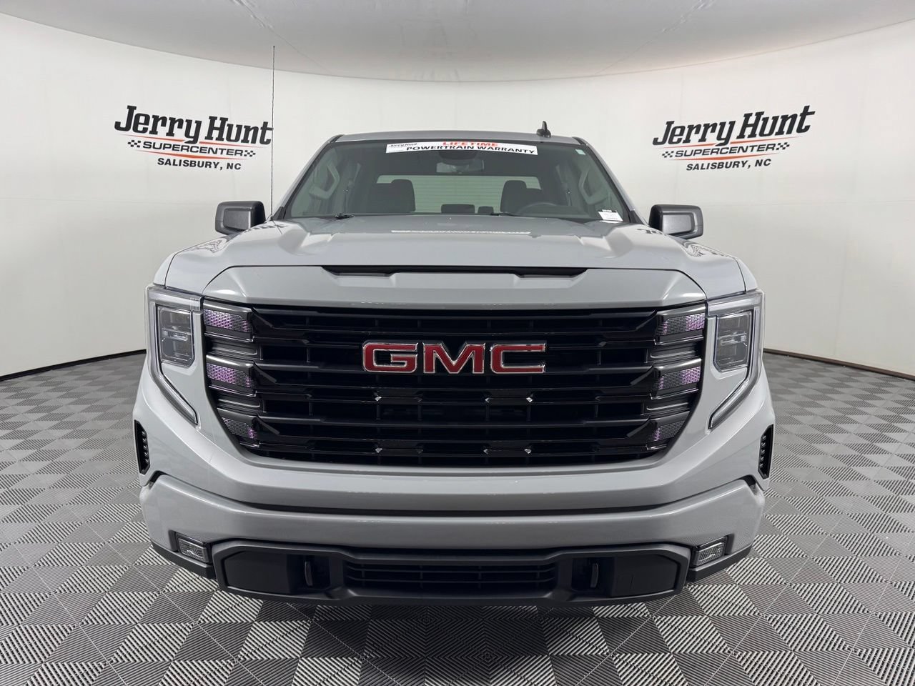 Used 2024 GMC Sierra 1500 Elevation AWD/4WD image 4