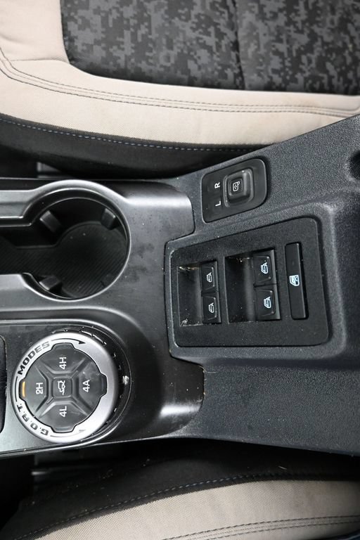 Used 2022 Ford Bronco Wildtrak AWD/4WD image 42