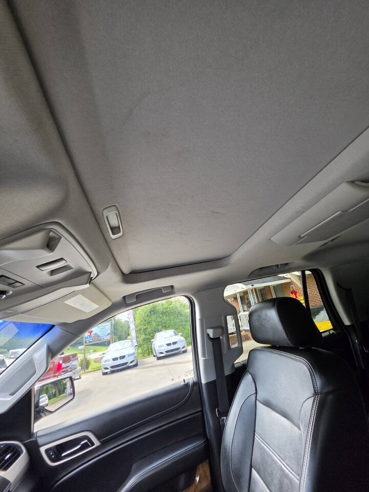 Used 2019 GMC Yukon Denali w/ Denali Ultimate Package RWD image 18