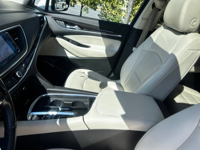 Certified 2023 Buick Enclave Essence w/ Experience Buick Package AWD/4WD image 14