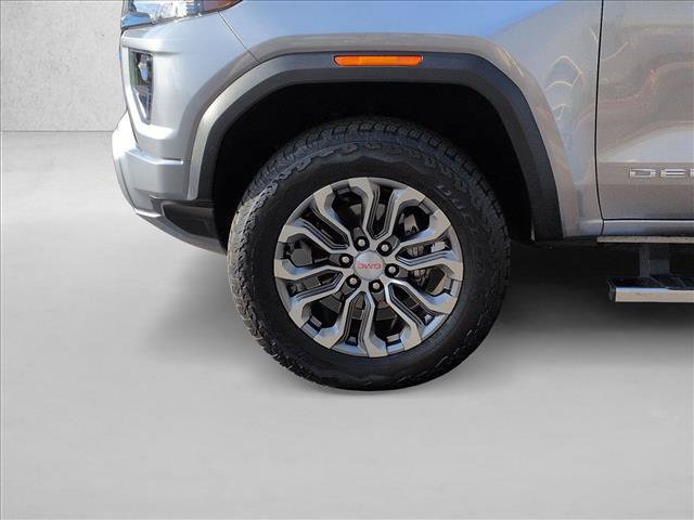 Used 2024 GMC Canyon Denali AWD/4WD image 25