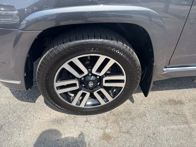Used 2018 Toyota 4Runner Limited image 13