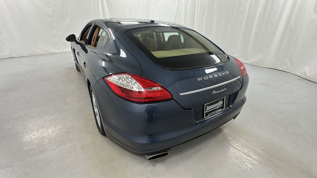 Used 2011 Porsche Panamera 4 image 5