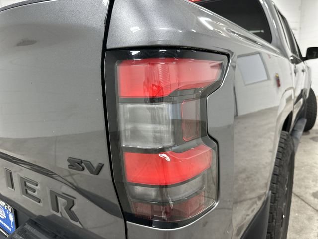 Used 2023 Nissan Frontier SV w/ Midnight Edition Package RWD image 21