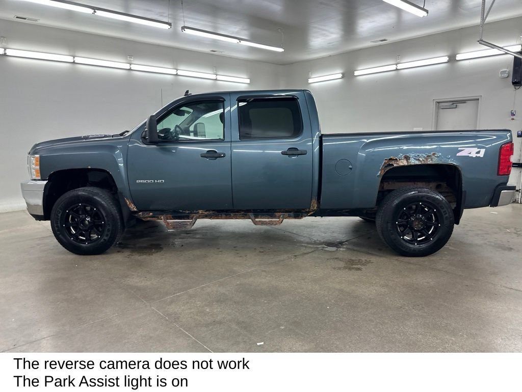 Used 2013 Chevrolet Silverado 2500 LT w/ Interior Plus Package AWD/4WD image 7