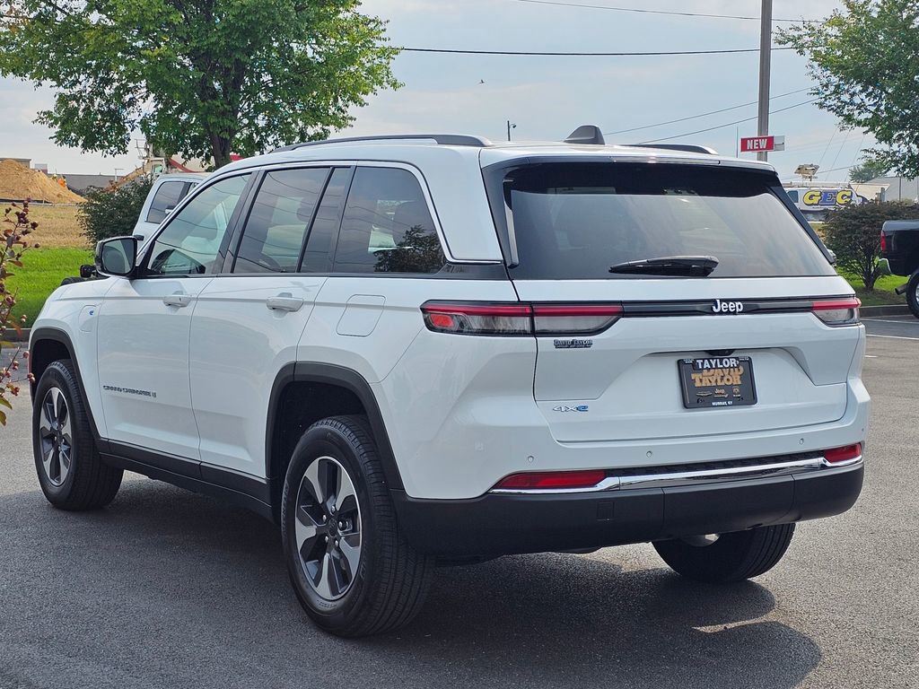 Used 2023 Jeep Grand Cherokee 4WD 4xe image 9