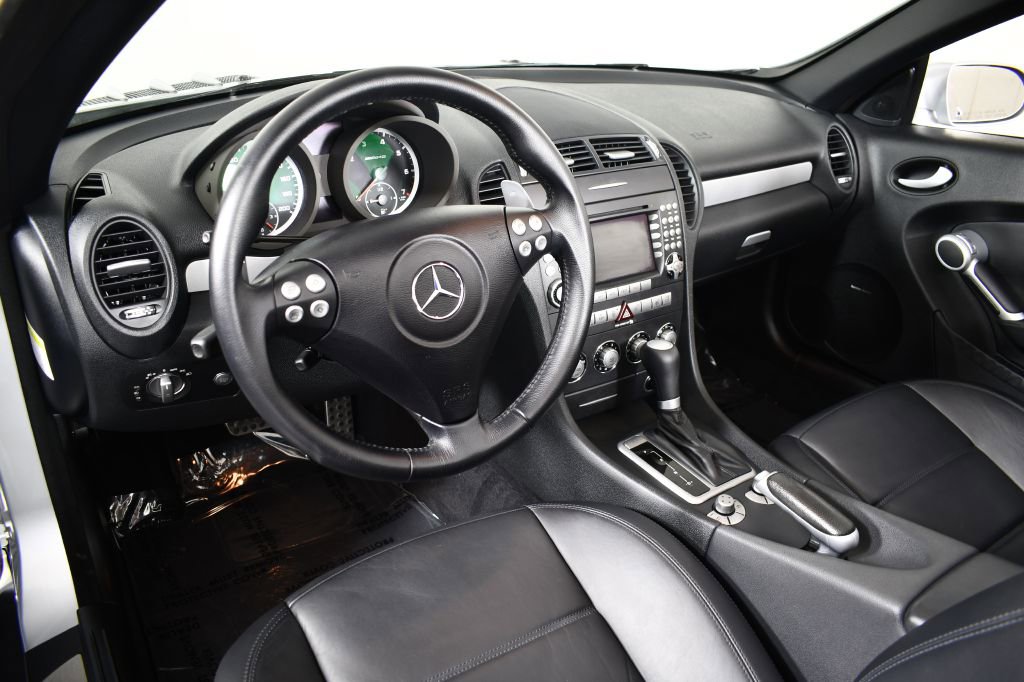 Used 2007 Mercedes-Benz SLK 55 AMG image 29