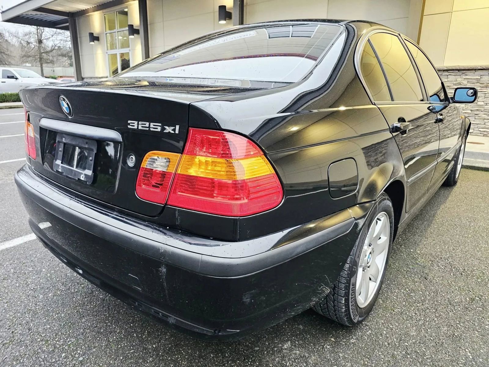 Used 2002 BMW 325xi Sedan AWD/4WD image 5