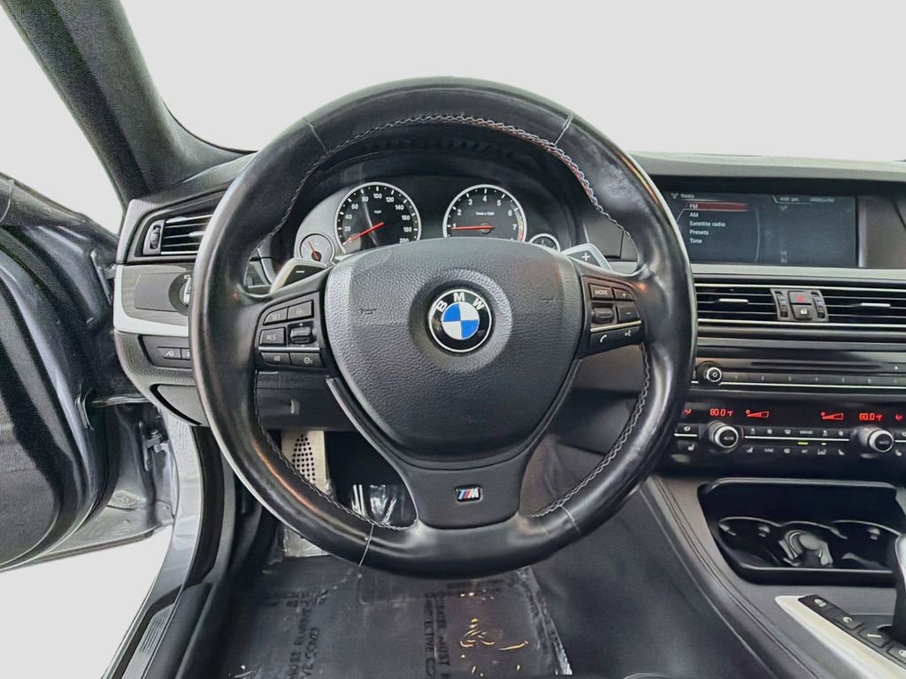 Used 2013 BMW M5 RWD image 11