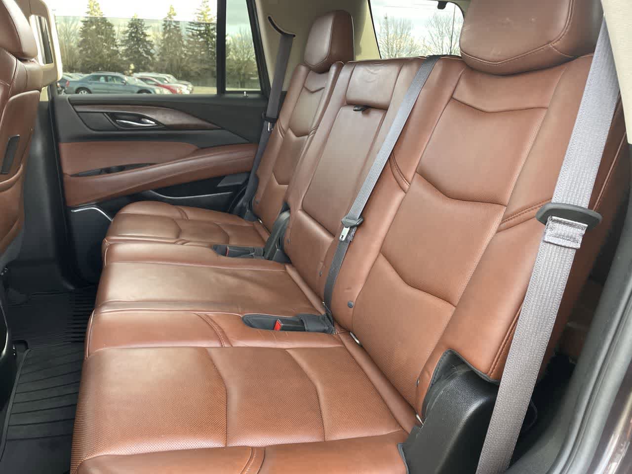Used 2015 Cadillac Escalade Premium AWD/4WD image 20