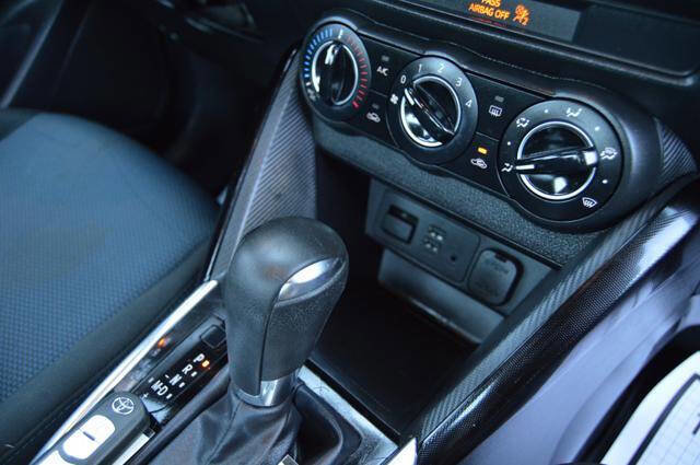 Used 2017 Toyota Yaris iA image 24