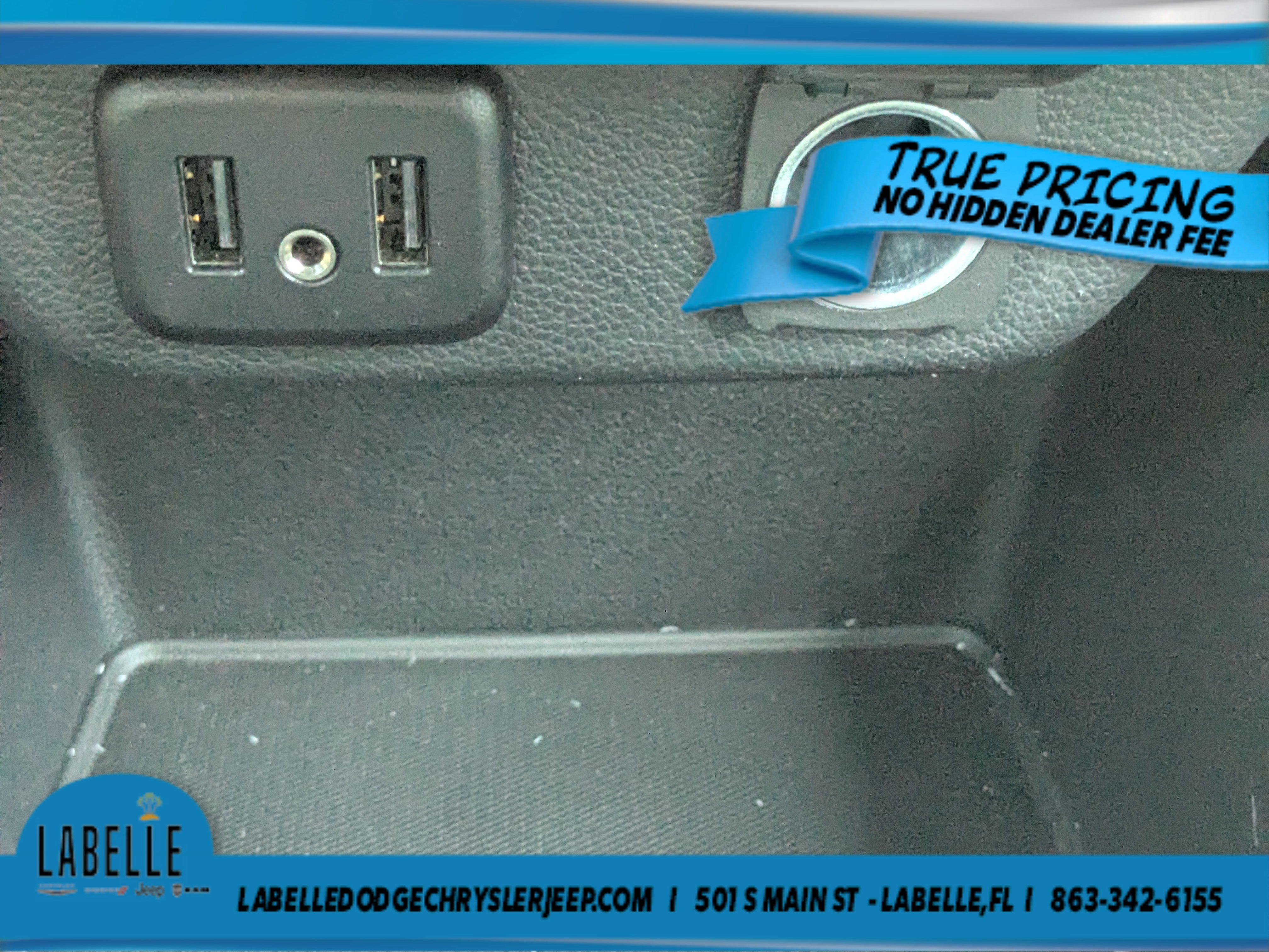 Used 2022 Chevrolet Traverse LS FWD image 28