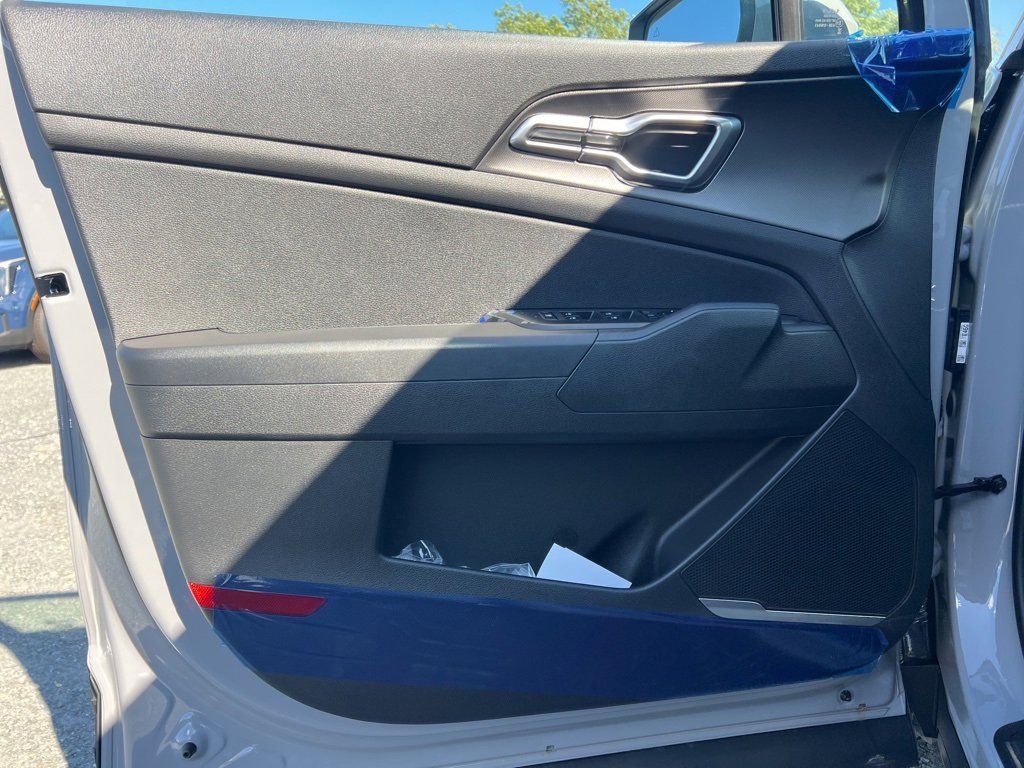 New 2026 Kia Sportage S image 7