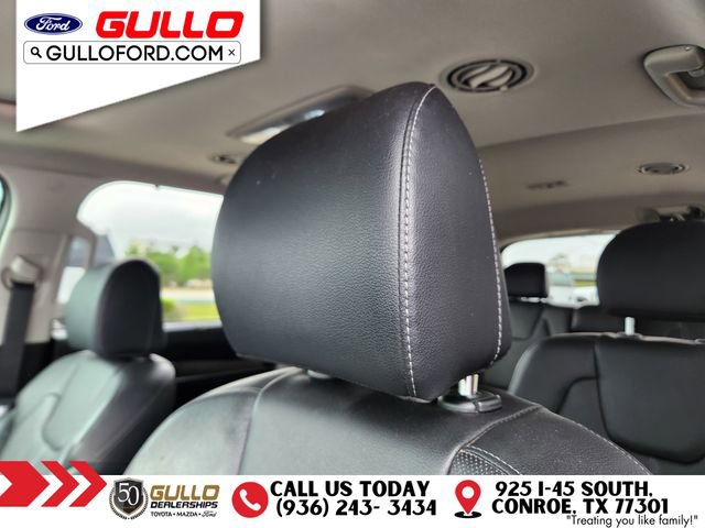 Used 2022 Kia Telluride EX w/ EX Premium Package AWD/4WD image 17