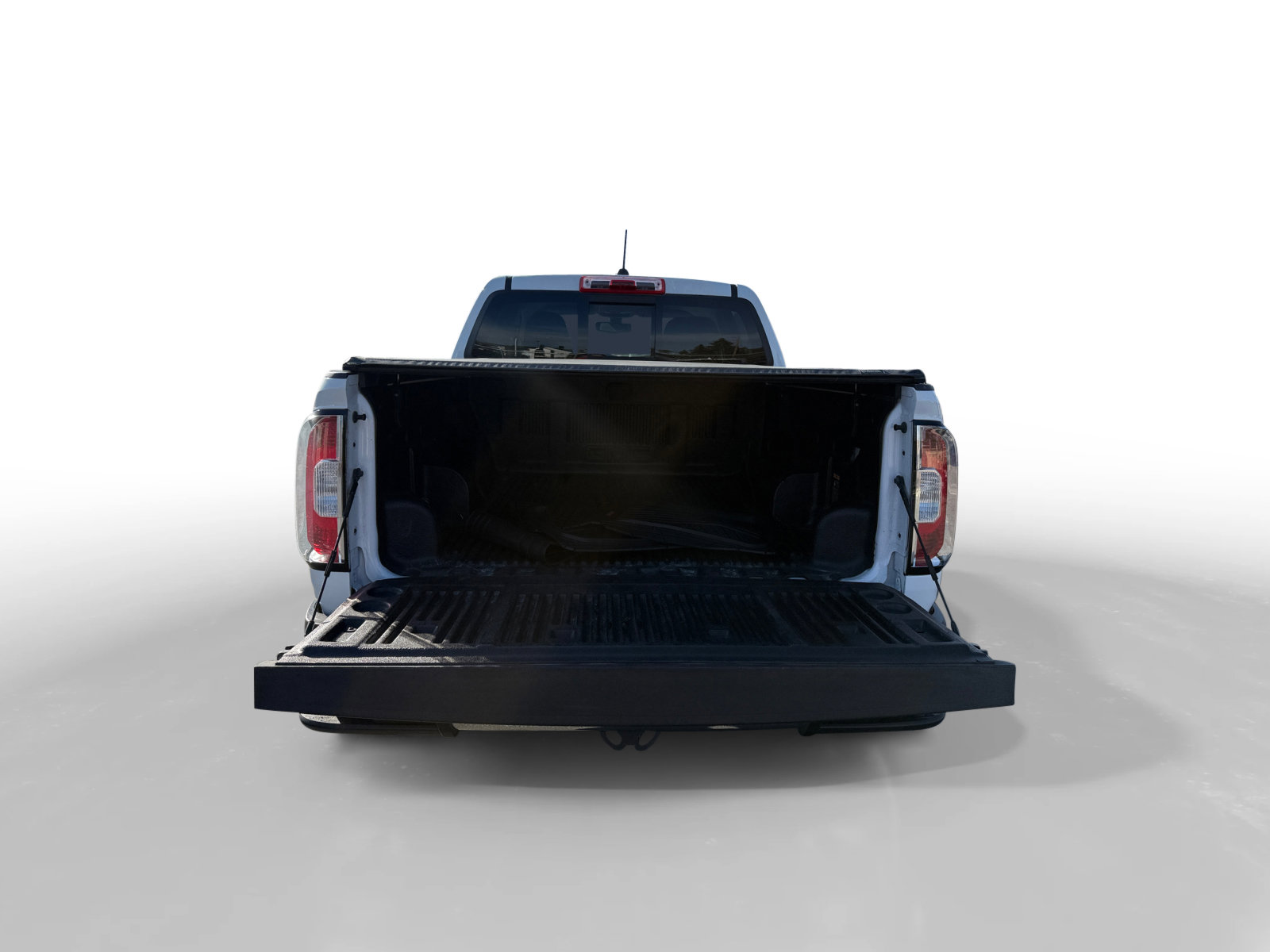 Used 2019 GMC Canyon SLE w/ SLE Convenience Package image 17