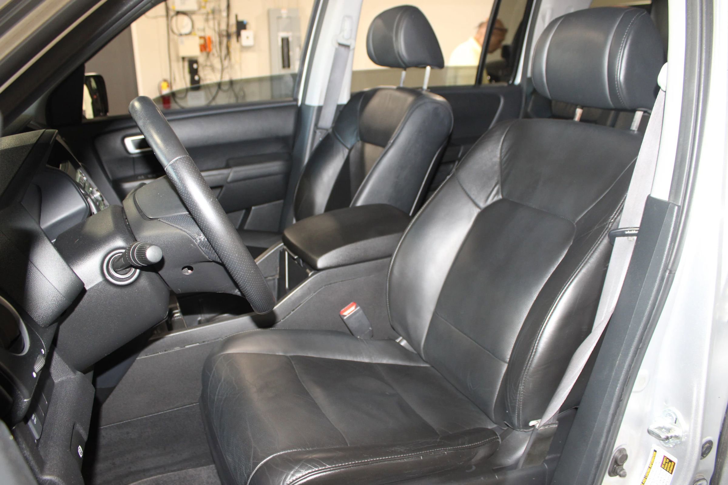 Used 2010 Honda Pilot EX-L image 23