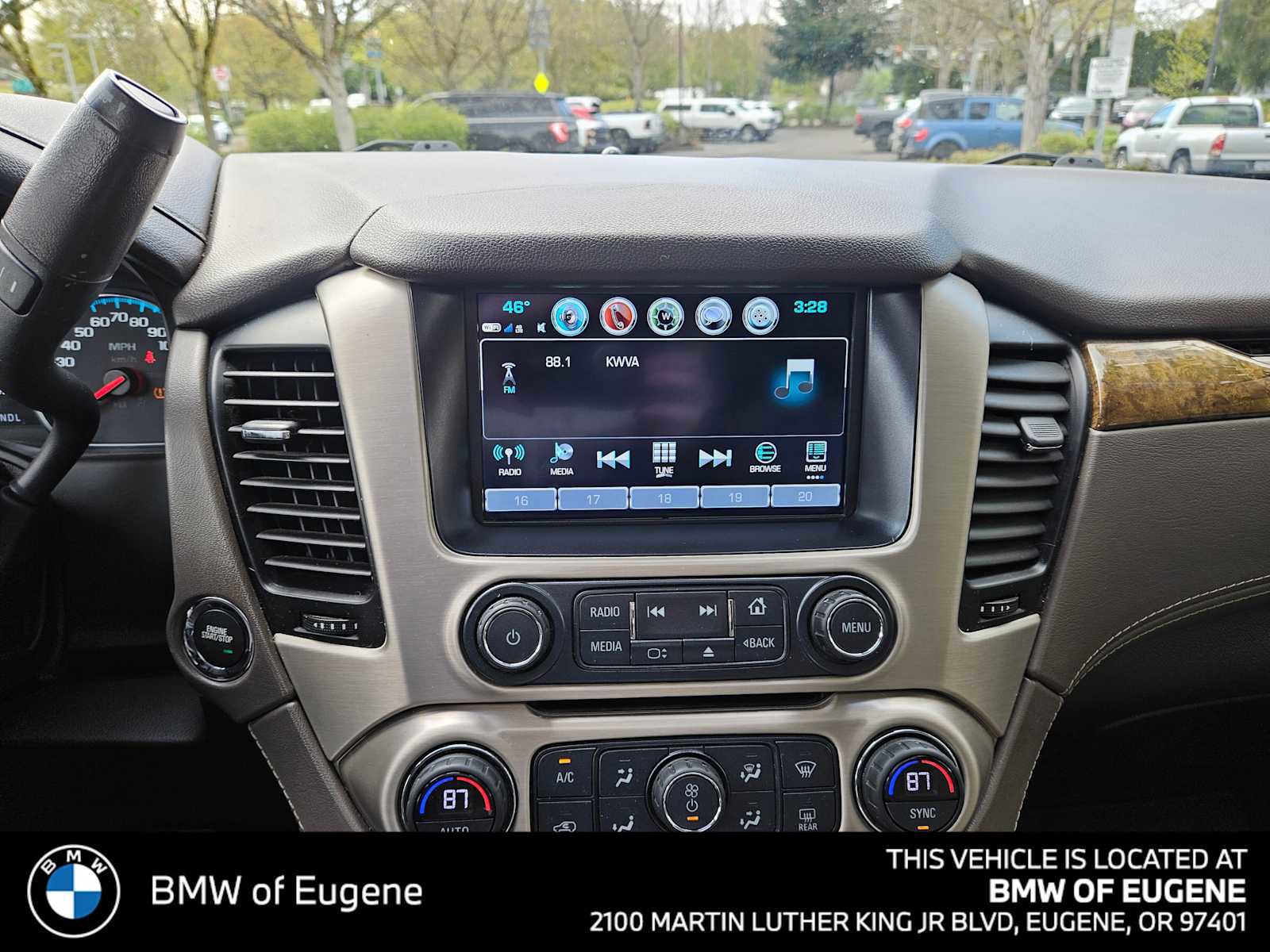 Used 2017 GMC Yukon Denali w/ Open Road Package image 30