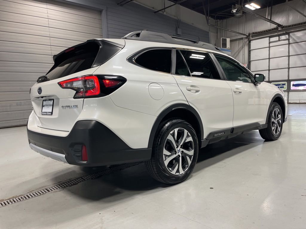 Certified 2022 Subaru Outback Limited AWD/4WD image 8