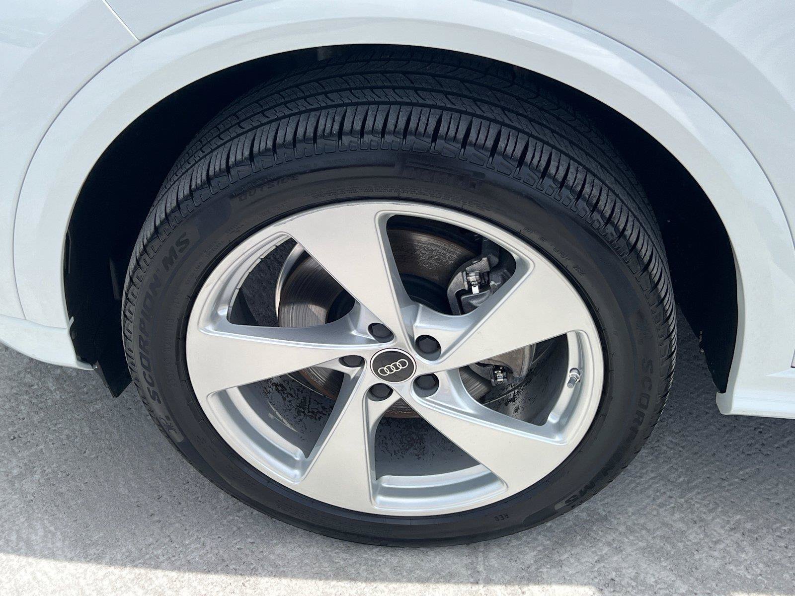 Certified 2025 Audi Q5 Premium w/ Premium Plus AWD/4WD image 12