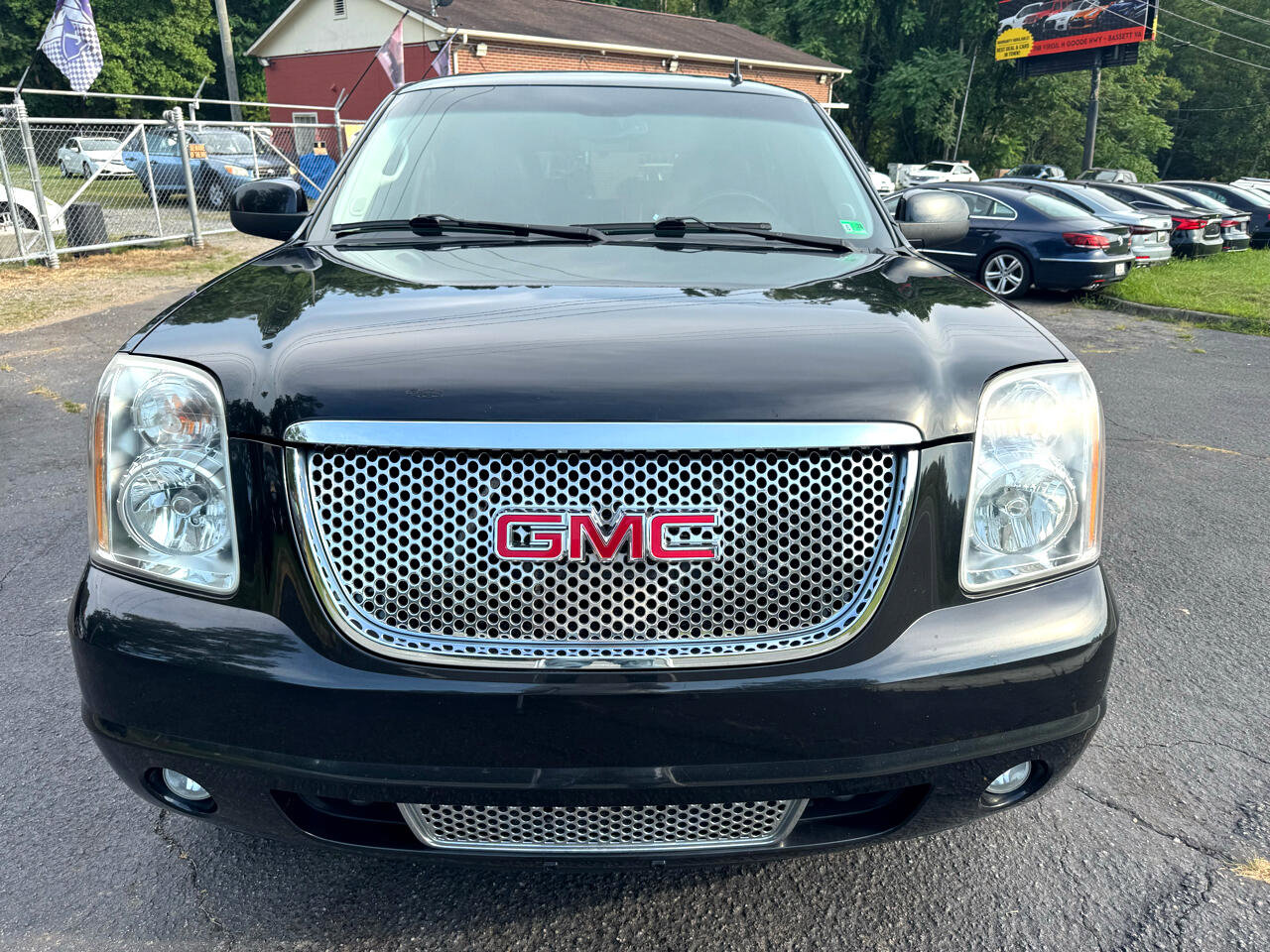 Used 2012 GMC Yukon Denali image 8