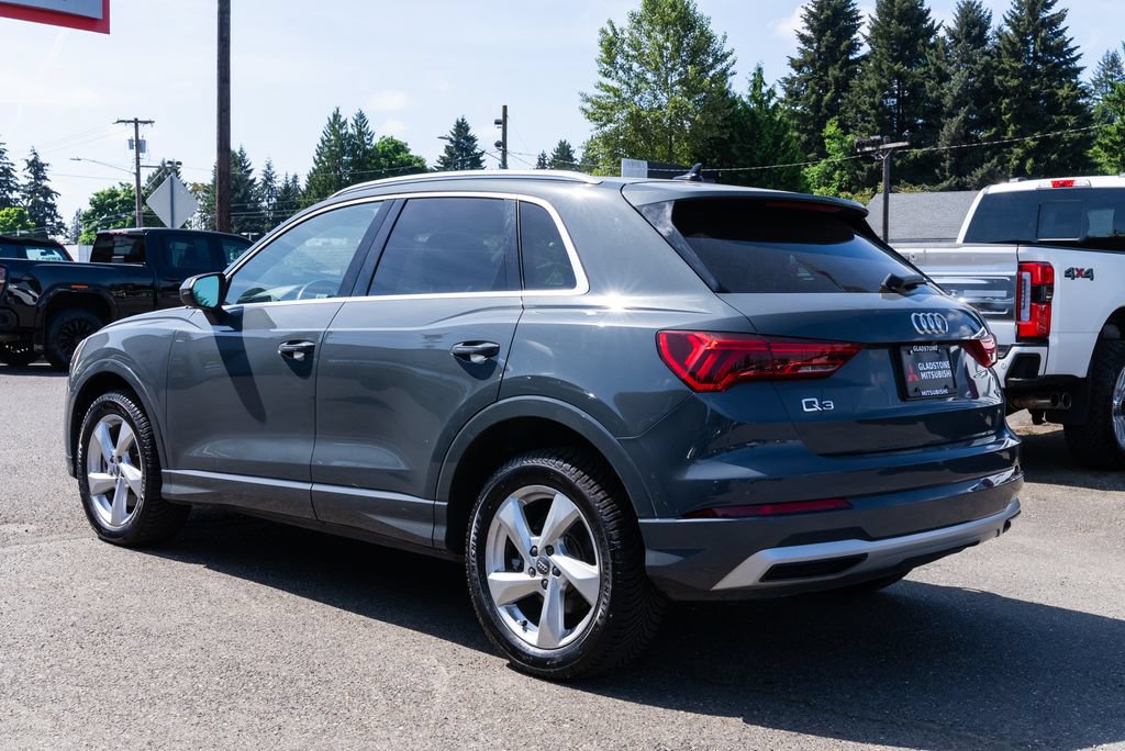 Used 2020 Audi Q3 2.0T Premium AWD/4WD image 4