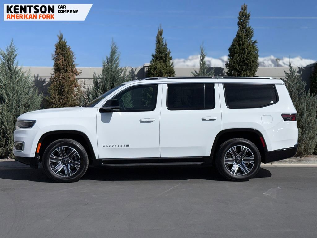 Used 2025 Jeep Wagoneer 4WD image 4