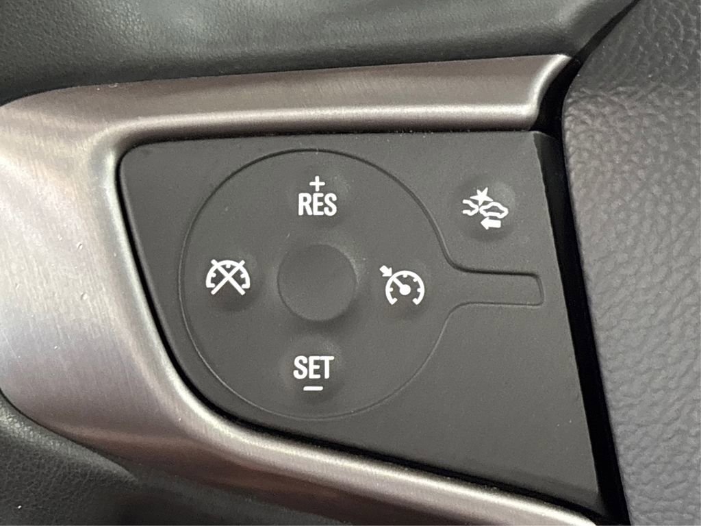 Used 2023 GMC Acadia AT4 image 32