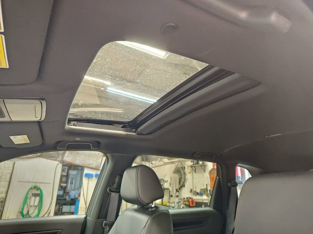 Used 2025 Honda CR-V Sport-L image 28