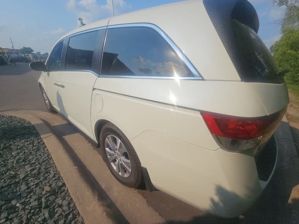 Used 2015 Honda Odyssey EX-L image 6