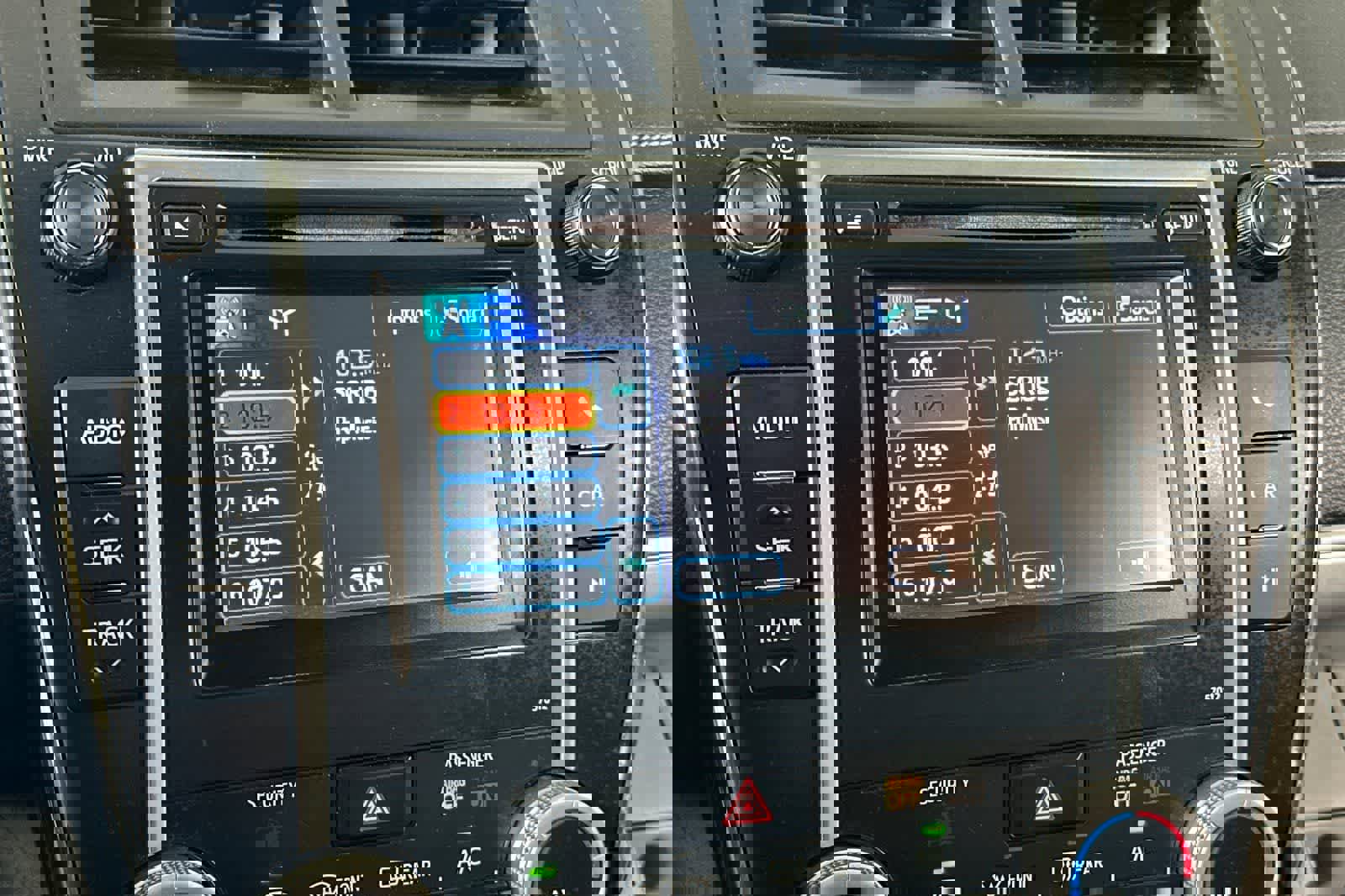 Used 2012 Toyota Camry LE FWD image 19