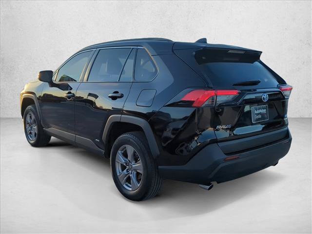 Certified 2024 Toyota RAV4 LE AWD/4WD image 7