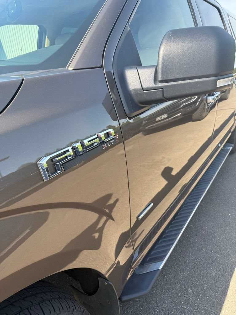 Used 2017 Ford F150 XLT w/ Equipment Group 302A Luxury AWD/4WD image 29