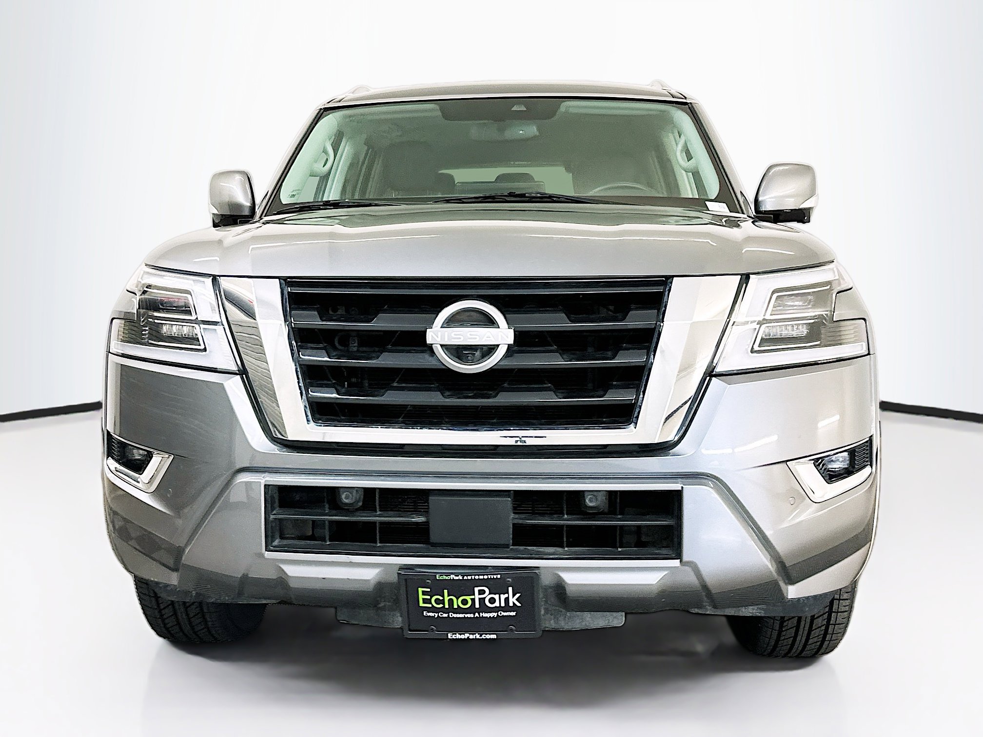 Used 2024 Nissan Armada SL image 2