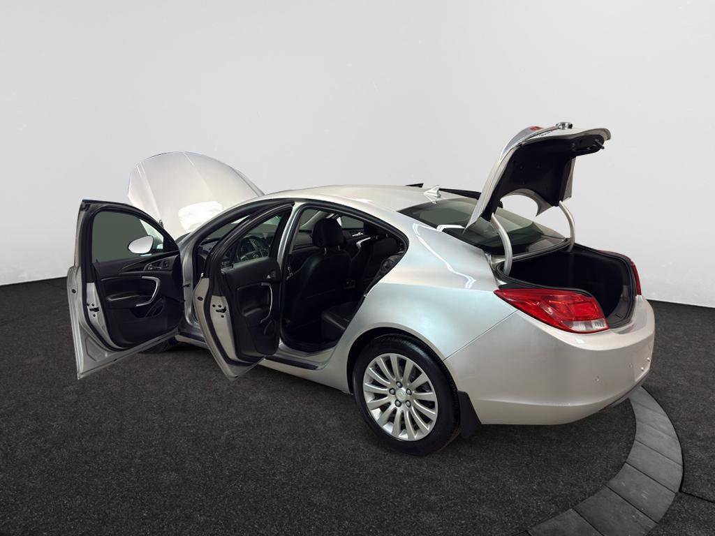 Used 2012 Buick Regal Premium image 10