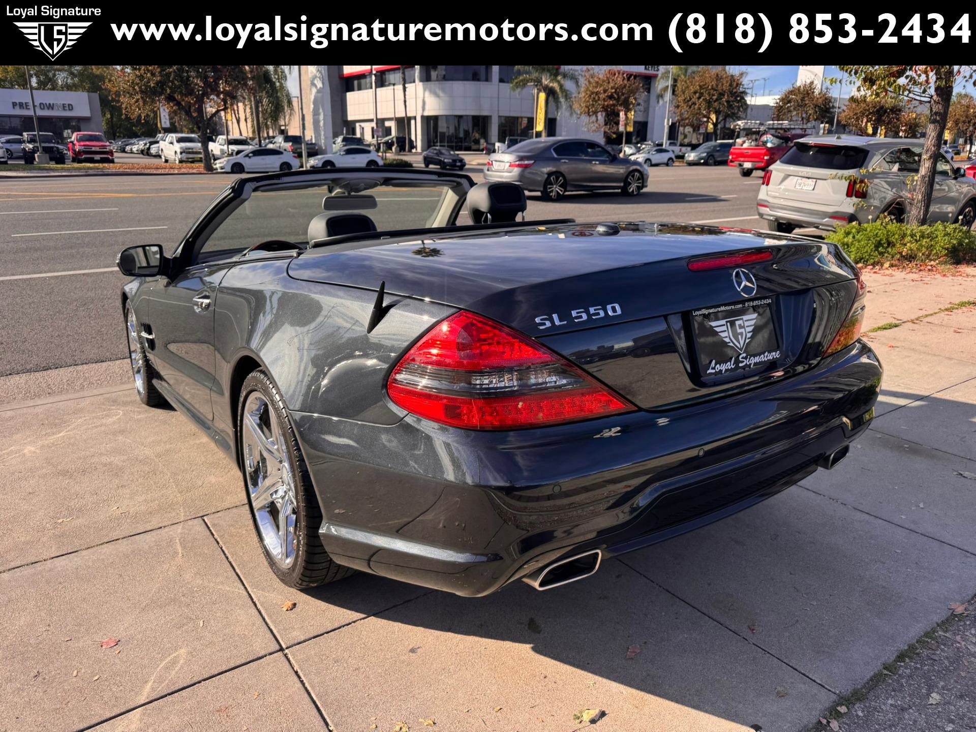 Used 2012 Mercedes-Benz SL 550 image 4