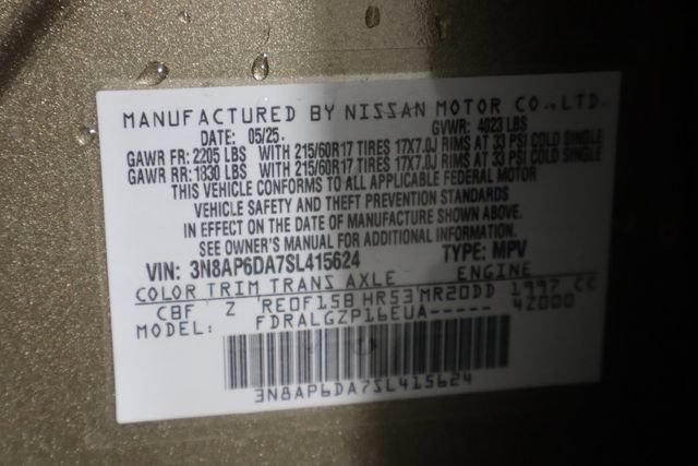 Used 2025 Nissan Kicks SR FWD image 27