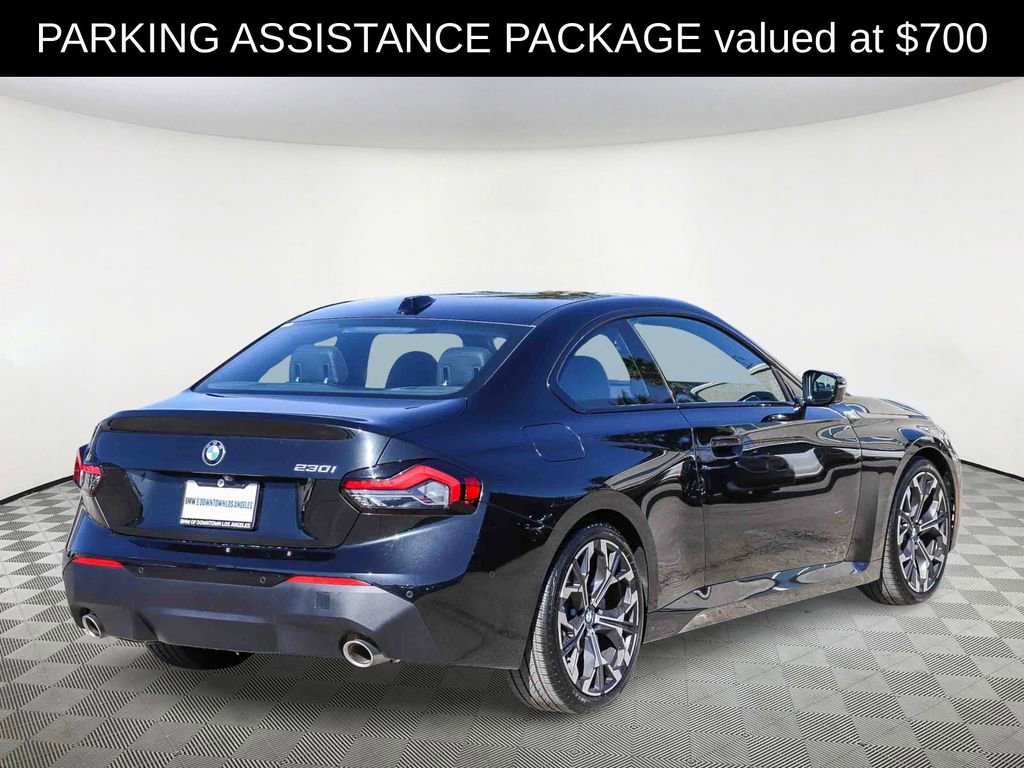 Used 2025 BMW 230i Coupe w/ Premium Package image 4