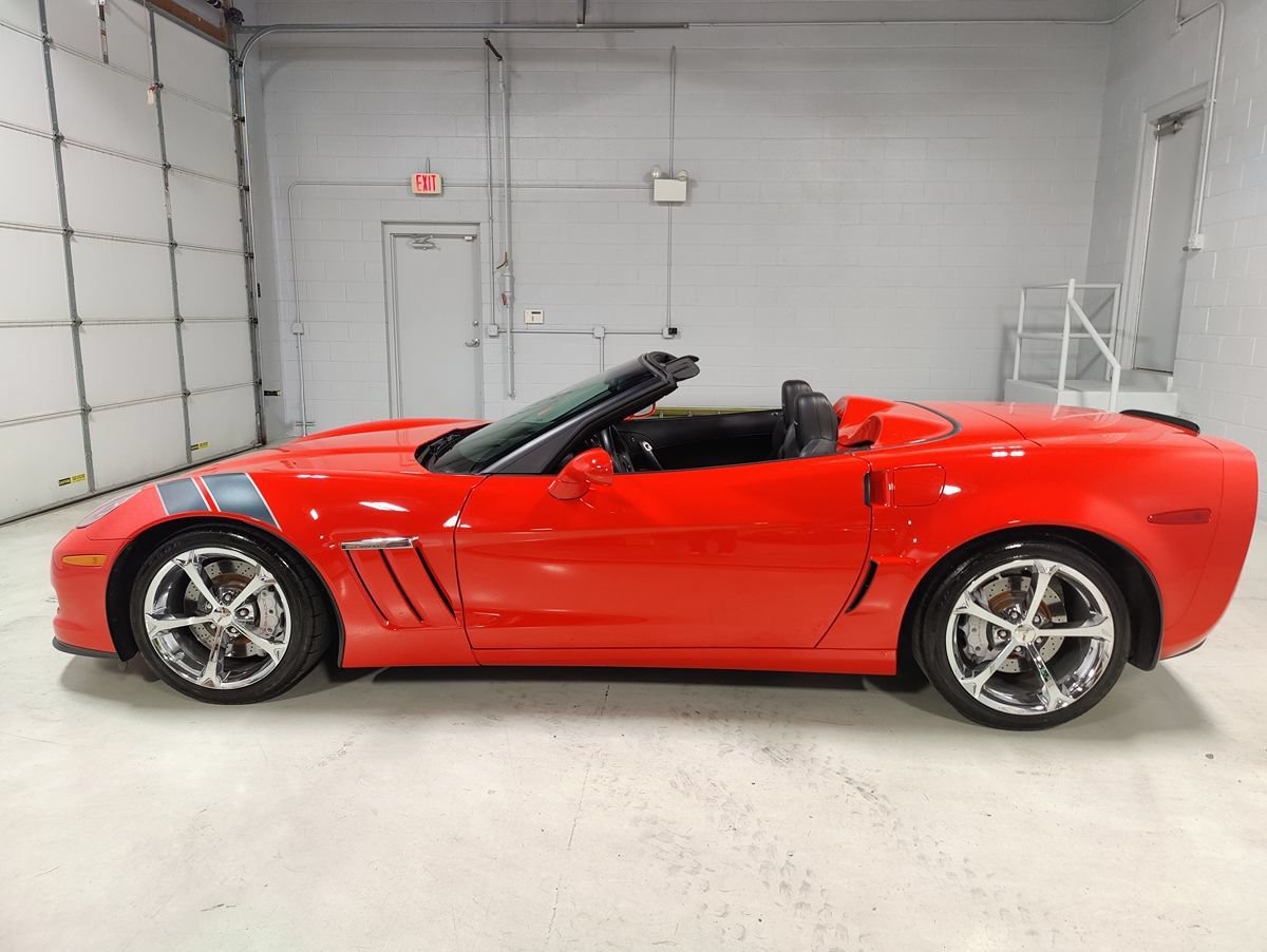 Used 2013 Chevrolet Corvette Grand Sport w/ 3LT Preferred Equipment Group RWD image 22
