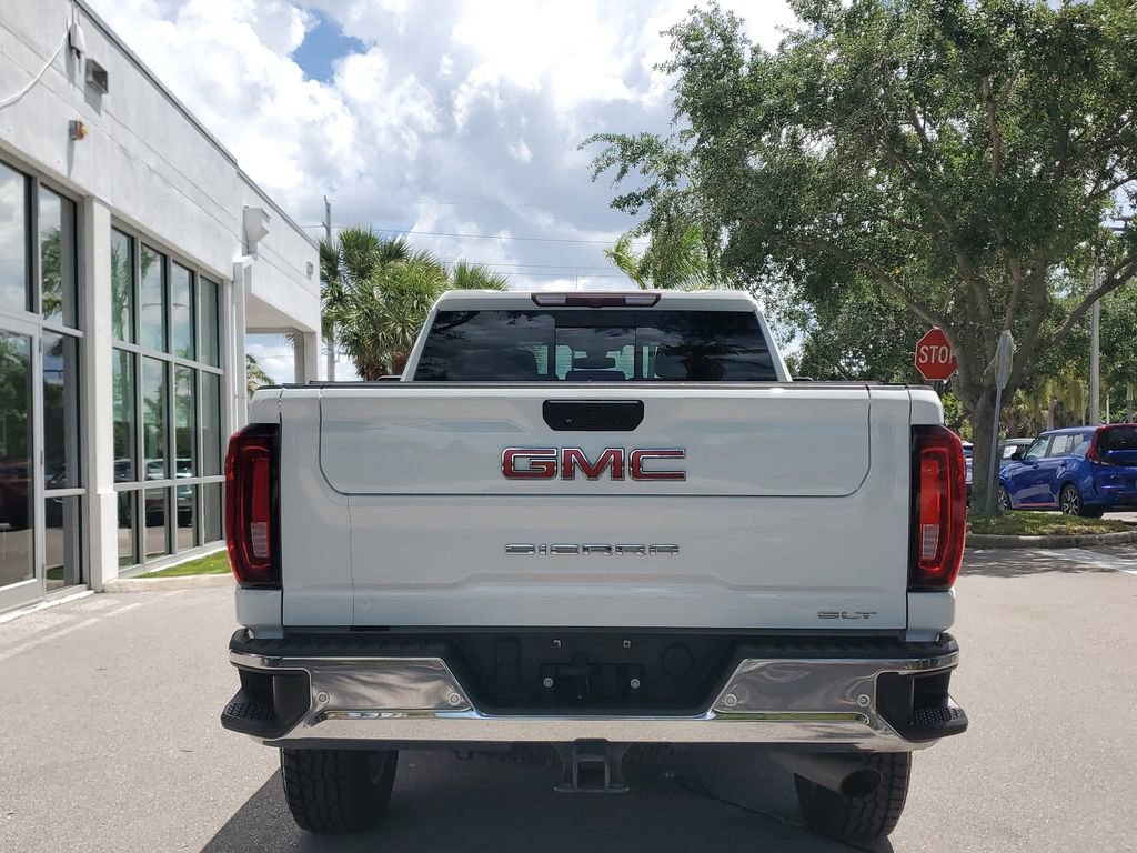Used 2021 GMC Sierra 2500 SLT w/ SLT Premium Package AWD/4WD image 13