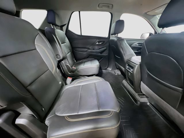 Used 2019 Chevrolet Traverse LT w/ LPO, Blackout Package FWD image 28