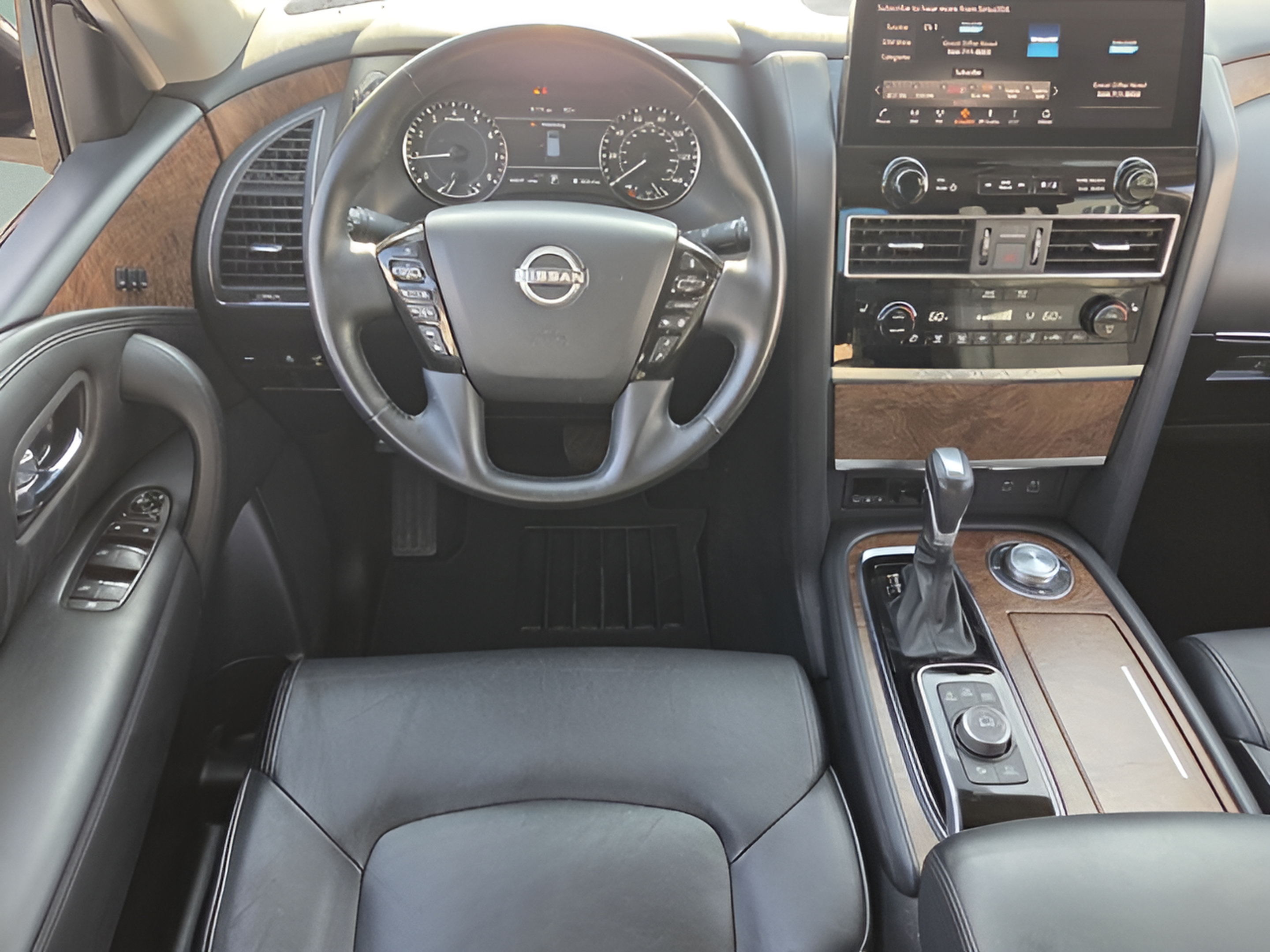 Used 2024 Nissan Armada SL w/ Captain's Chairs Package AWD/4WD image 11