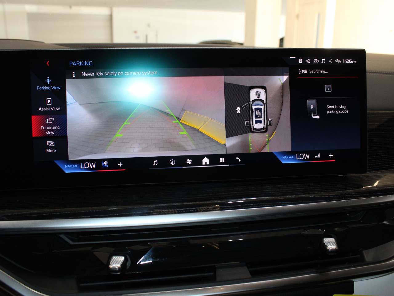 New 2026 BMW X7 M60i image 21