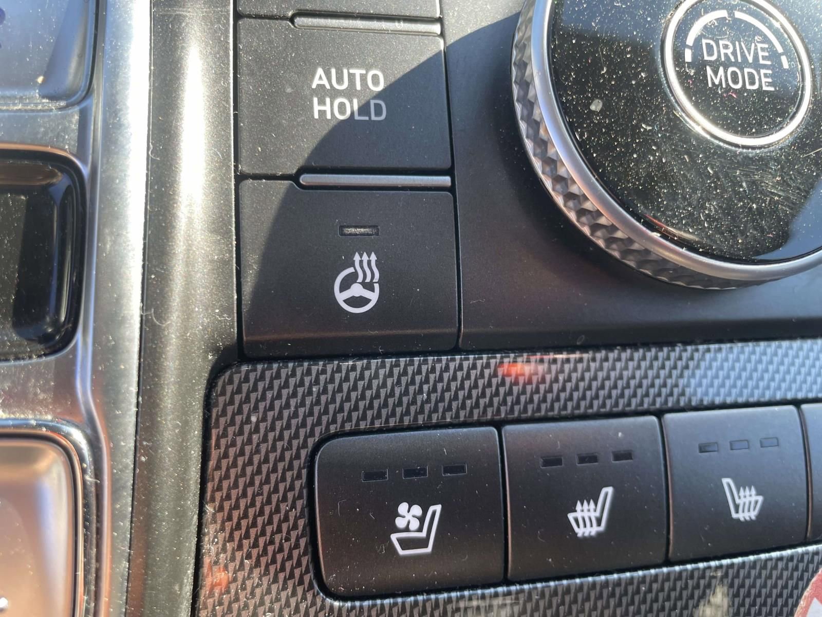 Used 2023 Hyundai Santa Fe Limited image 22