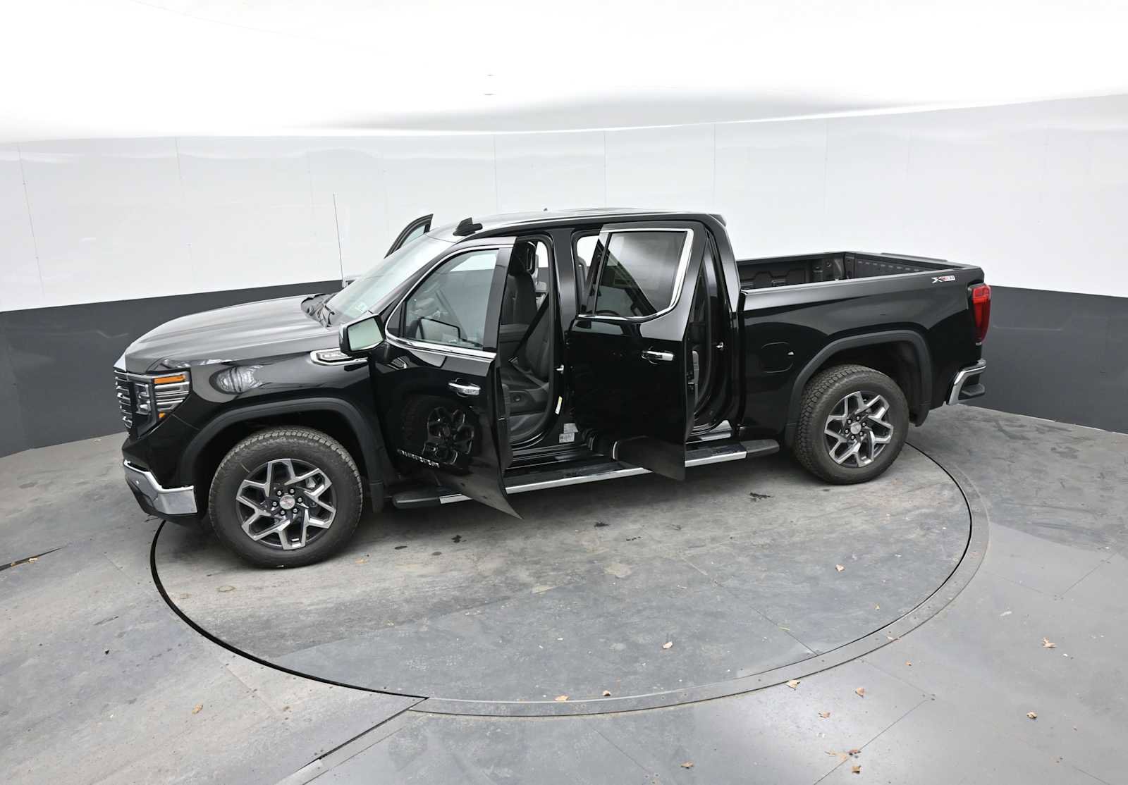 New 2026 GMC Sierra 1500 SLT w/ SLT Premium Package image 42