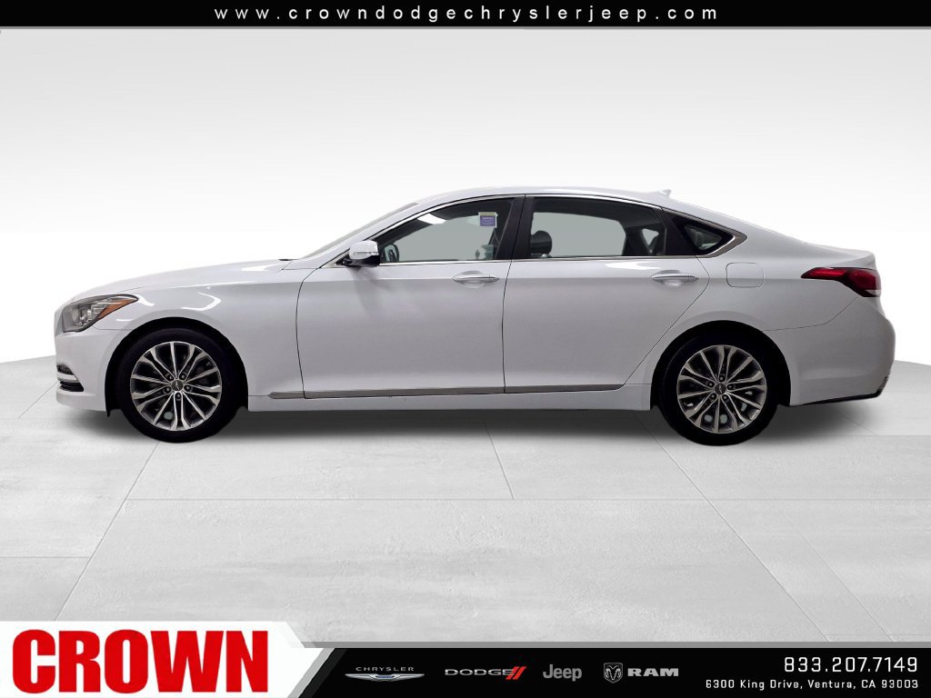 Used 2016 Hyundai Genesis 3.8 RWD image 4