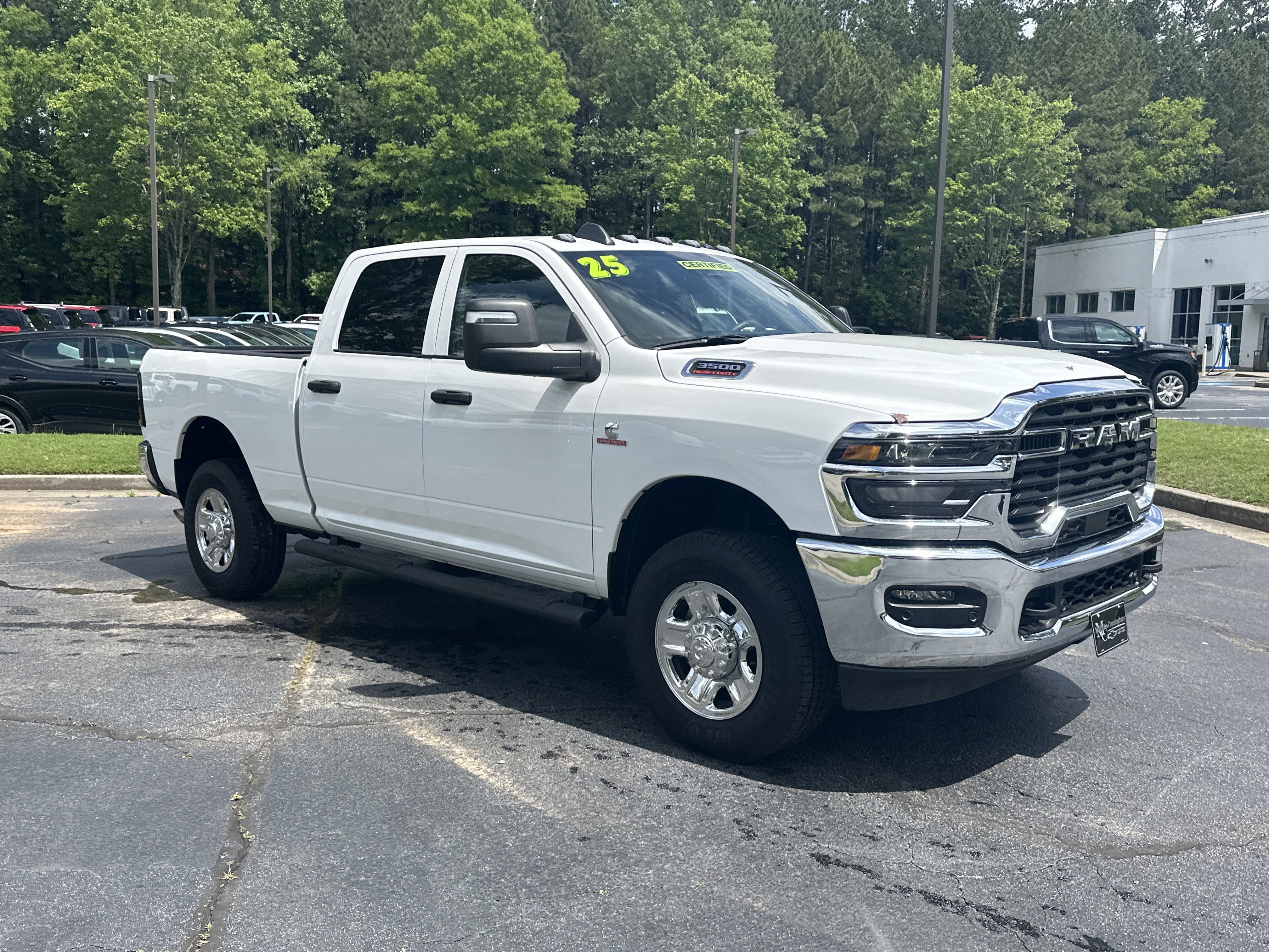 Used 2025 RAM 3500 Tradesman AWD/4WD image 3