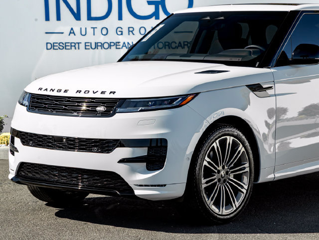 Certified 2025 Land Rover Range Rover Sport Dynamic SE AWD/4WD image 2