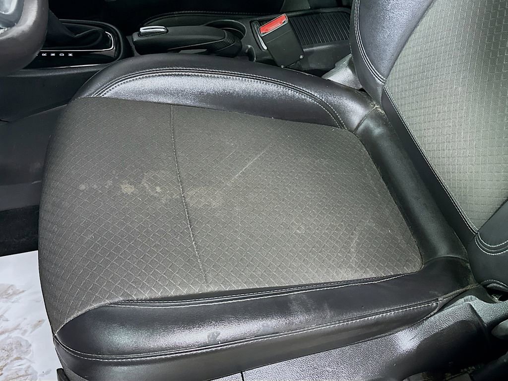 Used 2019 Buick Encore Preferred AWD/4WD image 19