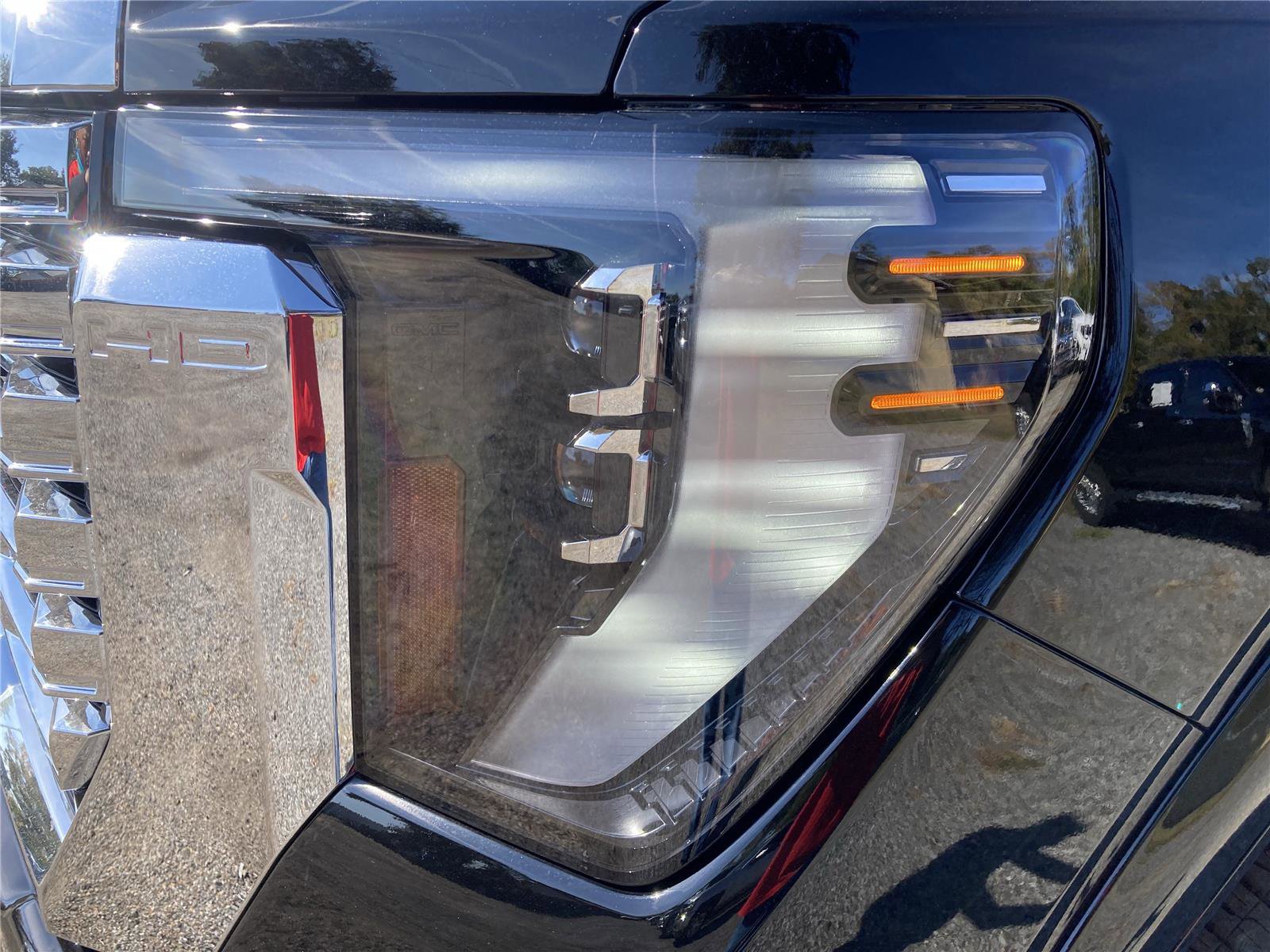 New 2026 GMC Sierra 2500 Denali w/ Denali Reserve Package image 17